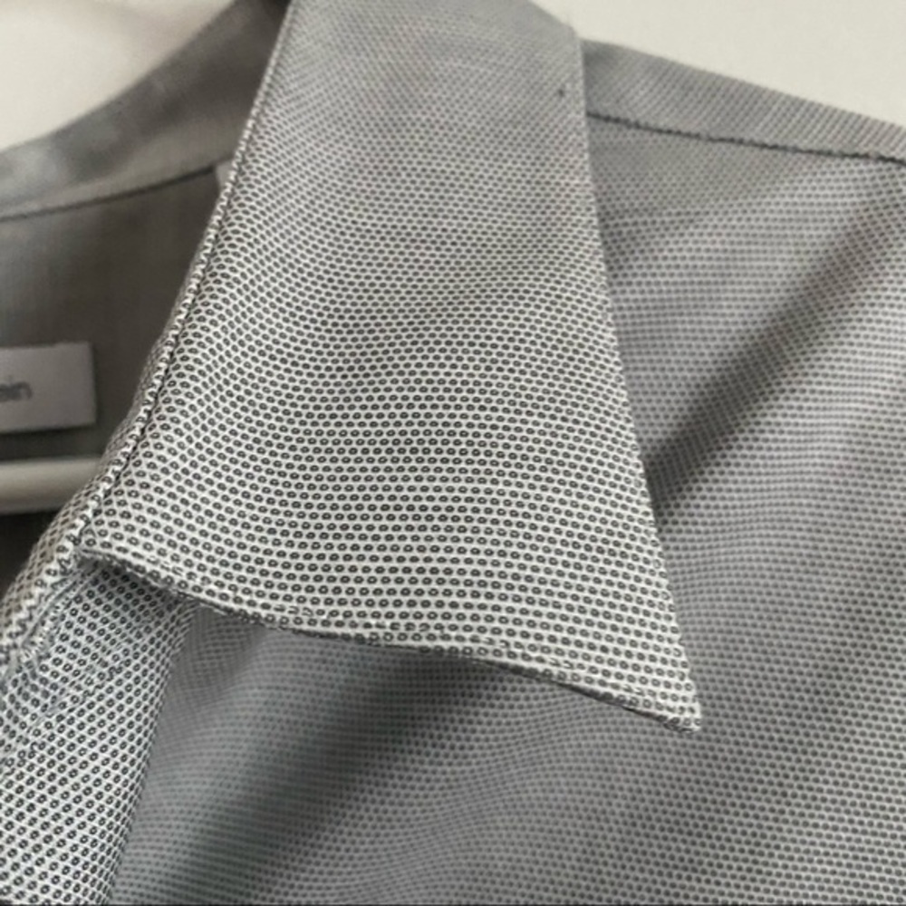 Calvin Klein Grey Micro Dotted Pattern Button Dow… - image 4